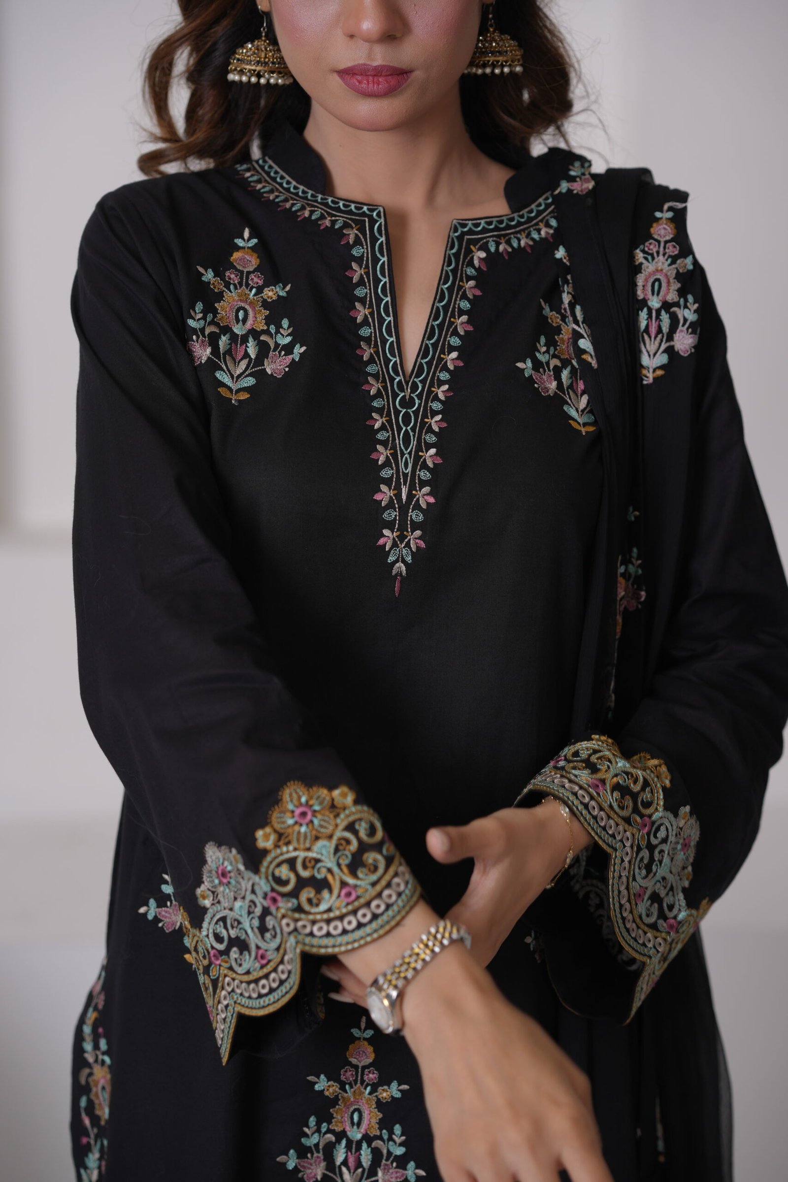 Black Aura Cotton Embroidered Dress with Chiffon Dupatta – Luxury Pakistani Designer Wear | Sadia Seema - Image 12