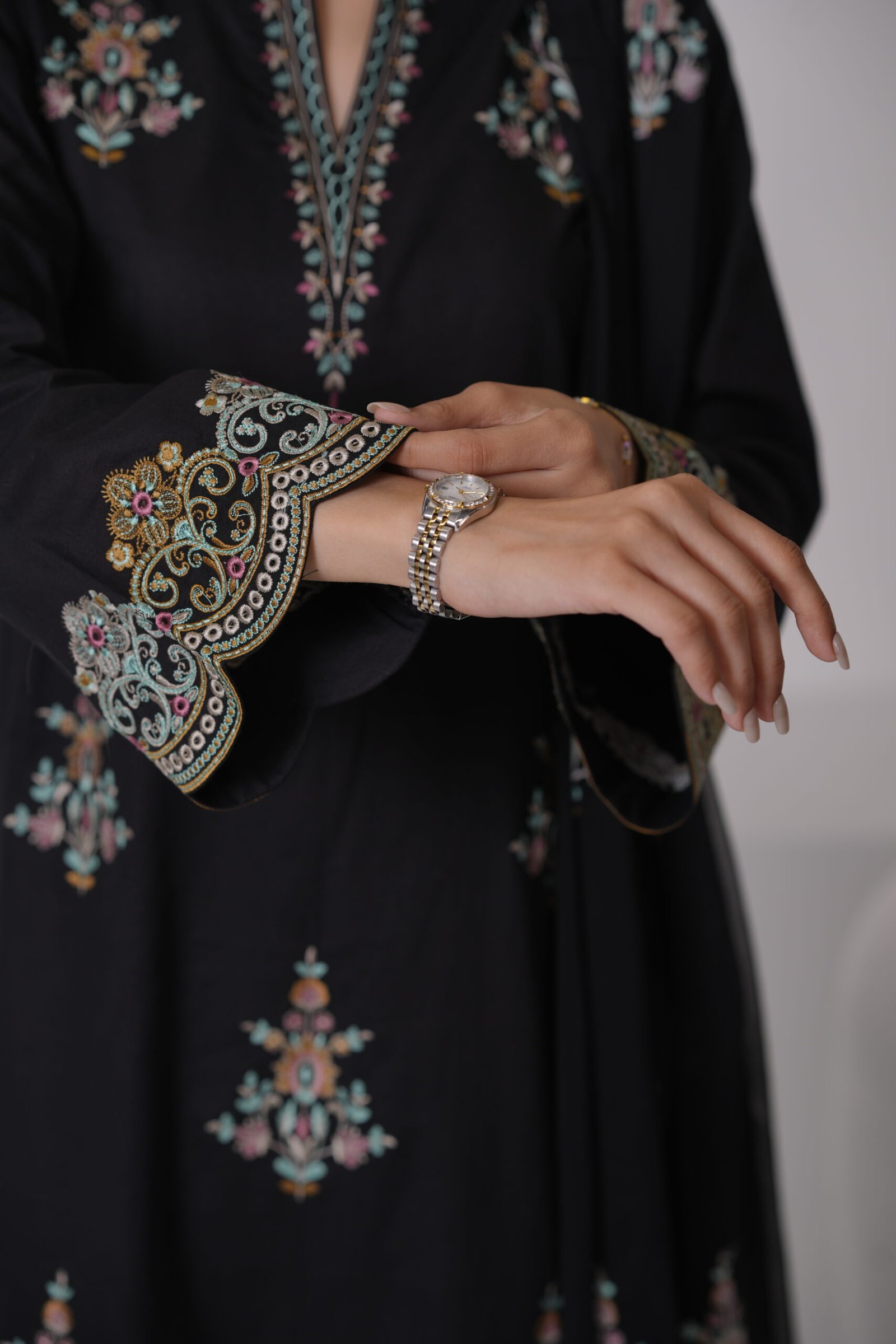 Black Aura Cotton Embroidered Dress with Chiffon Dupatta – Luxury Pakistani Designer Wear | Sadia Seema - Image 11
