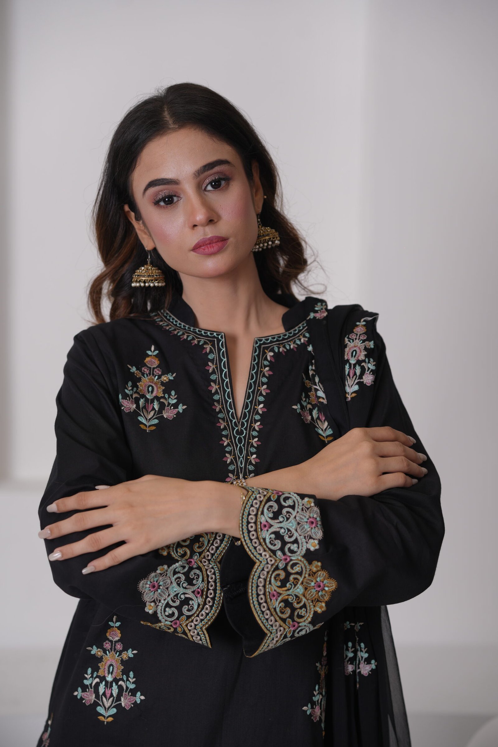 Black Aura Cotton Embroidered Dress with Chiffon Dupatta – Luxury Pakistani Designer Wear | Sadia Seema - Image 8