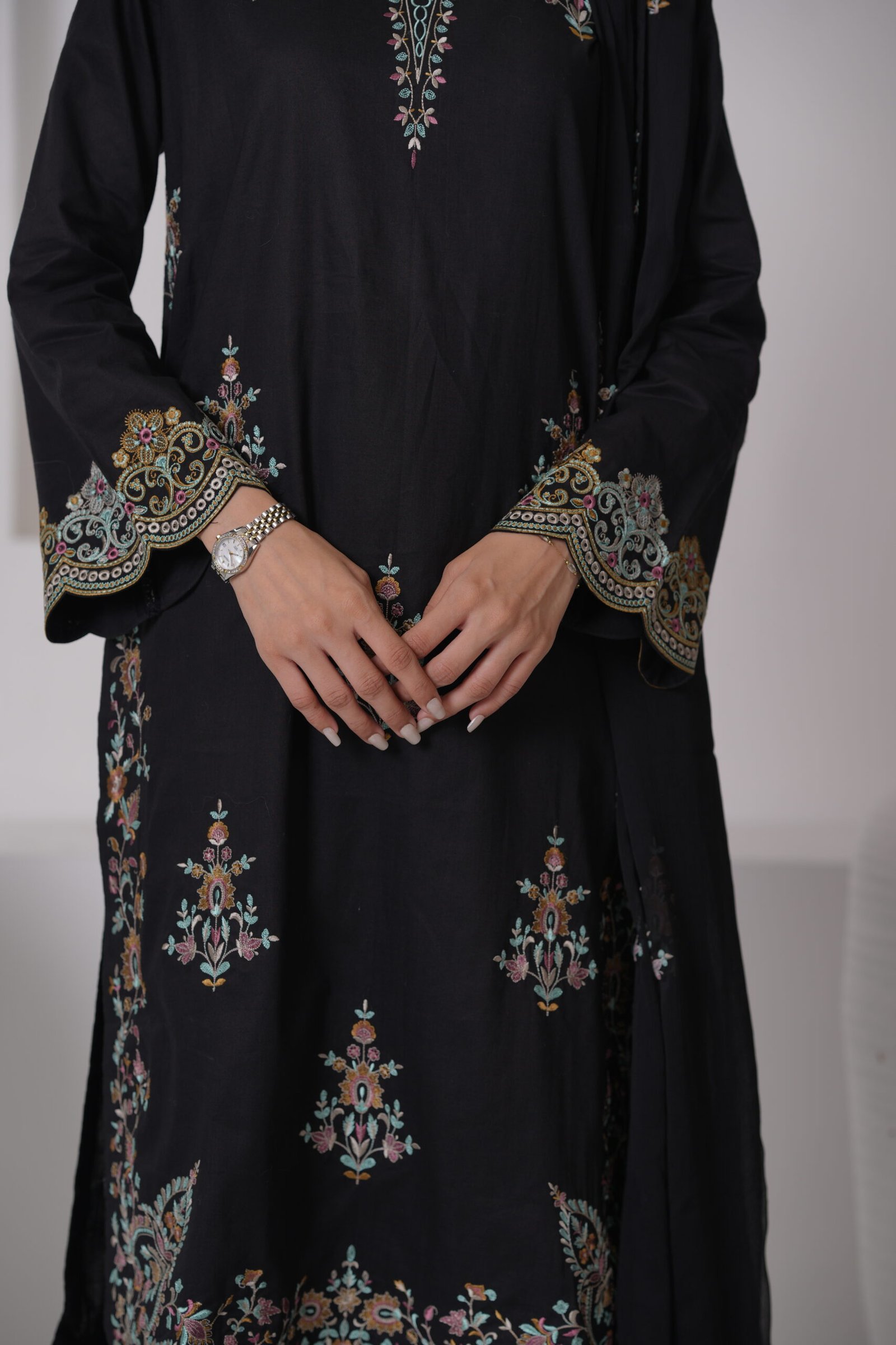 Black Aura Cotton Embroidered Dress with Chiffon Dupatta – Luxury Pakistani Designer Wear | Sadia Seema - Image 5