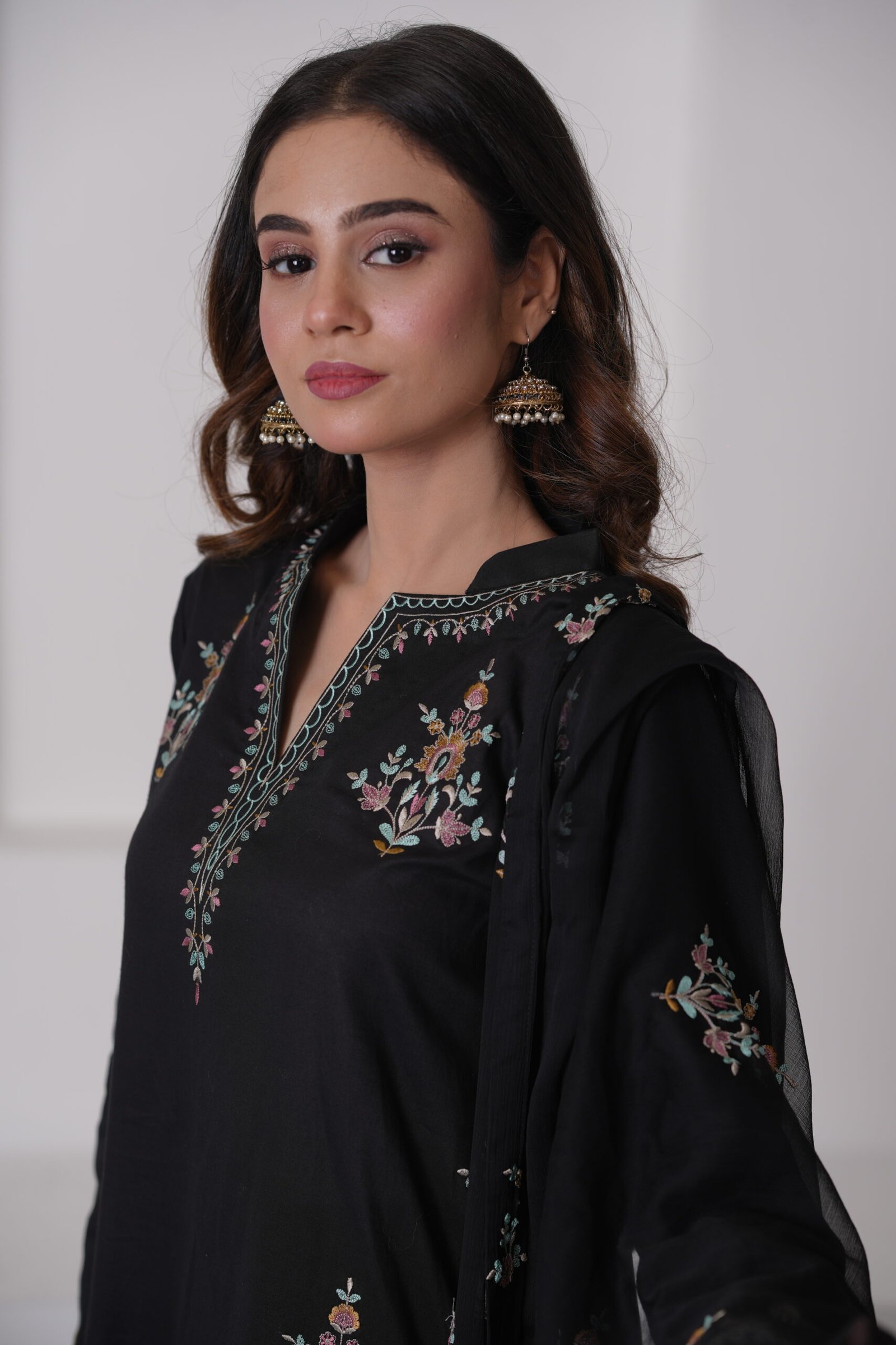 Black Aura Cotton Embroidered Dress with Chiffon Dupatta – Luxury Pakistani Designer Wear | Sadia Seema - Image 4